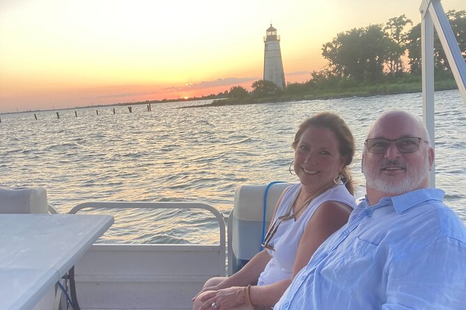 2-Hour Date Night and Sunset Cruise Near New Orleans - Stop 1: Tchefuncte River Light Station for Sunset Lighthouse Photos