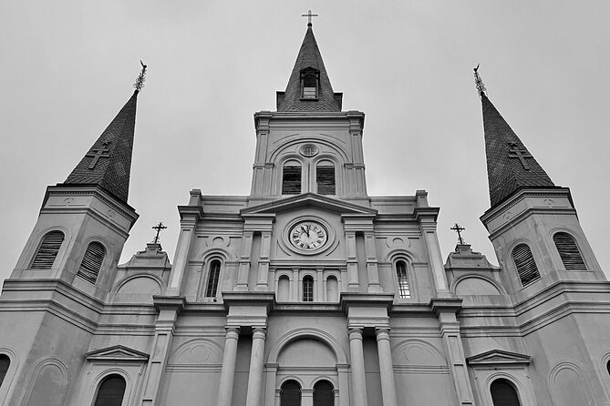 2-Hour French Quarter Ghost Walking Tour in New Orleans - Old Ursuline Convent Museum: Catholic Roots and Vampire-Style Hauntings