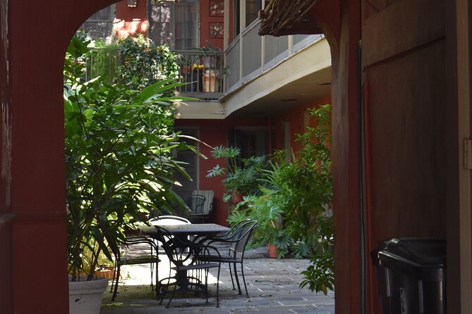 45-Minute French Quarter Highlights Tour in New Orleans - Bourbon Street in daylight: the nighttime vibe without the full chaos