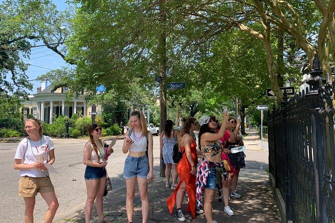 45-Minute Garden District Highlights Tour in New Orleans - What $22 Gets You: Value for a Tight Schedule