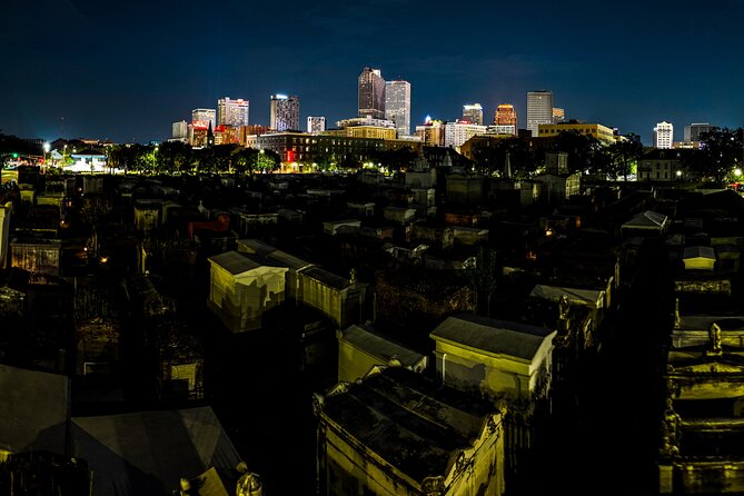 After-Dark Historical Night Tour of St. Louis Cemetery No. 1 - The 40-minute cemetery walk: what you’ll actually see