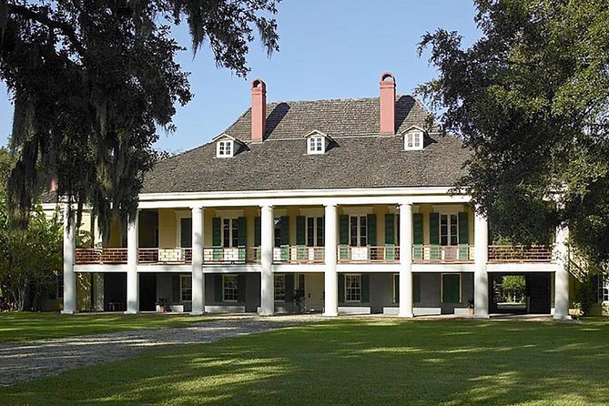 Airboat Swamp and Destrehan Plantation Tour from New Orleans - Lake Pontchartrain Drive: Views Plus Real Local Context