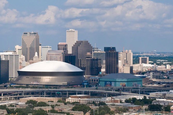 City Tour of New Orleans with Pickup - French Quarter pass-by and Esplanade Avenue: the big-picture opener