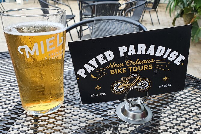 Craft Beer and Garden District Bike Tour in New Orleans - Garden District Live Oaks and Mansion Stories on Two Wheels