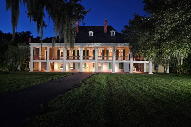 Destrehan Plantation Haunted Night Tour - The heart of the night: the main house and the guided story