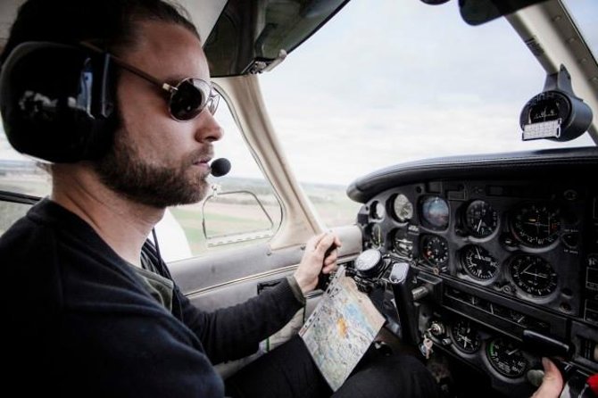 Fly a Plane in New Orleans: No Experience or License Required - Cockpit Time and Takeoff: What You’ll Do, What the Instructor Does