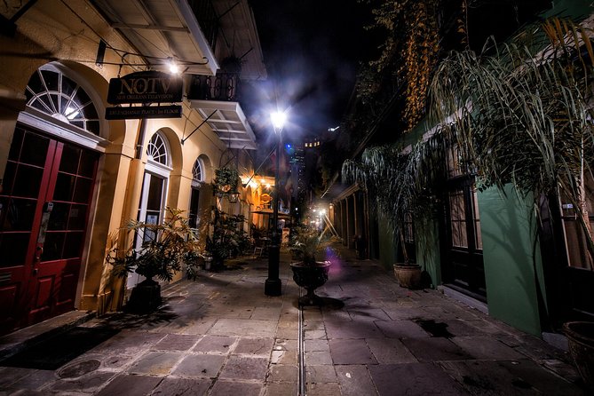 French Quarter Ghosts and Spirits Tour with Augmented Reality - Should you book this French Quarter Ghosts and Spirits Tour with AR?