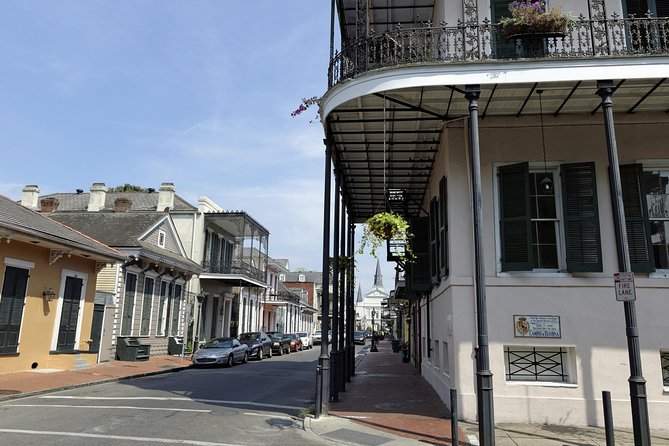 French Quarter Haunted Excursion In New Orleans - Stop 2 in the French Quarter: EMF meter use + darker local tales