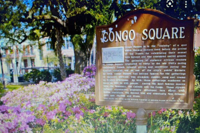 French Quarter History and Landmark Waking Tour - St Louis No. 1 cemetery: above-ground tombs and the rule of licensed access