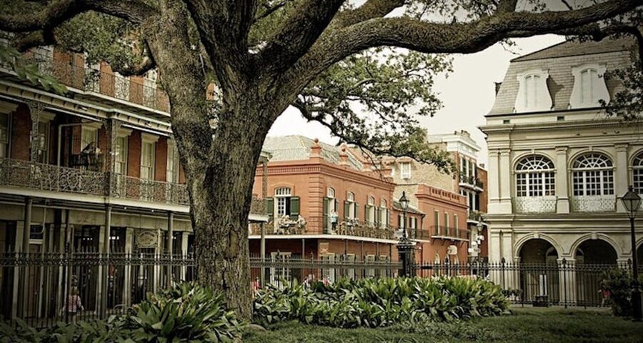 French Quarter History: Walking Tour - St Louis Cathedral: the landmark you’ll keep seeing