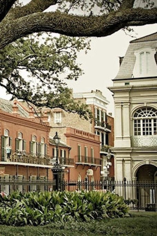 French Quarter History: Walking Tour - “Living Legacy” guides: why the tone feels different