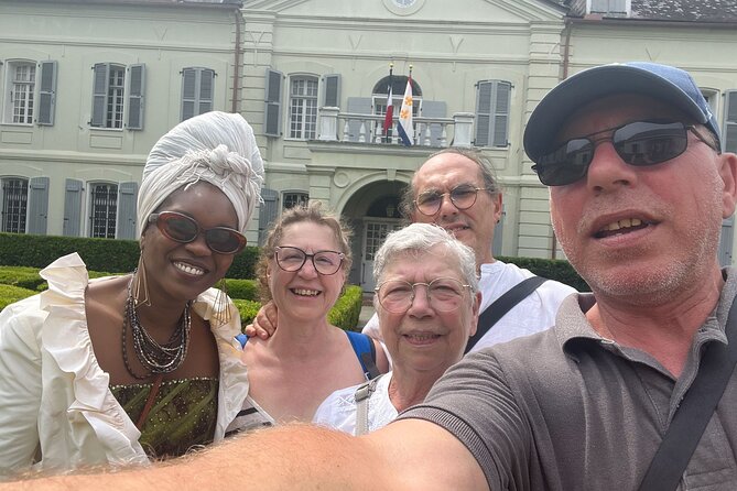 French Quarter Tour with Local Guide and Creole Stories - Pirate’s Alley Café Meeting Point and Fast Orientation