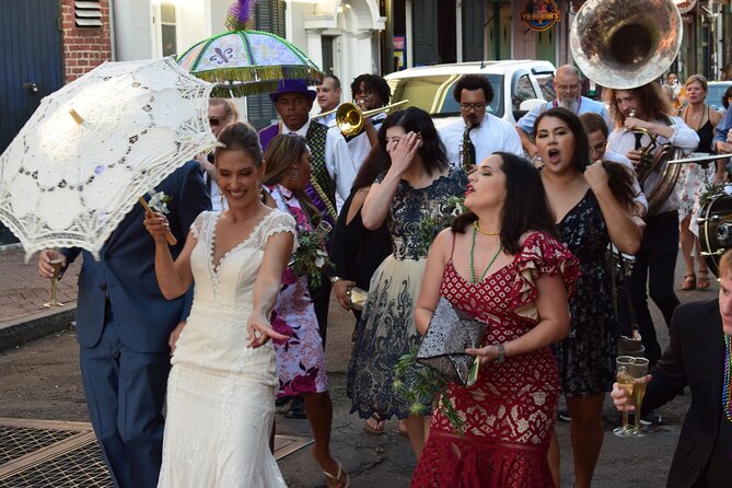 French Quarter walking Food Tour: Signature Tastes of New Orleans - Bourbon Street, St. Louis Cathedral, and Royal Street: Stories Along the Way