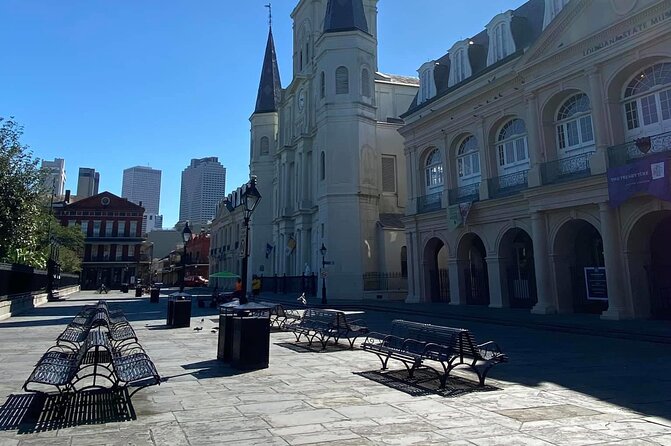 French Quarter Walking Tour - Lafitte’s Blacksmith Shop Stop: Start With a National Historic Landmark Vibe
