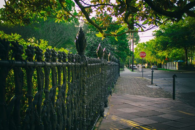 Garden District Secrets and Scandals Tour - The mid-tour break: when you’ll need it and how to use it