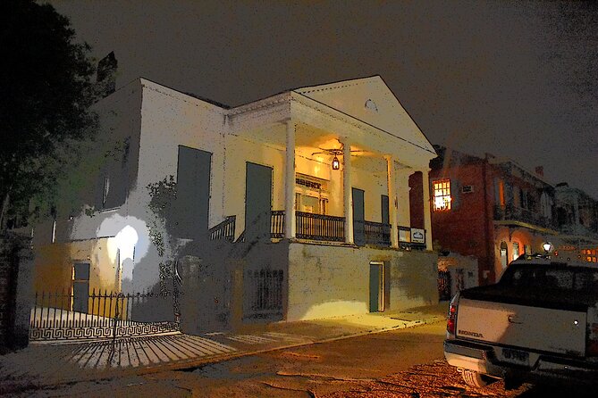 Ghost Stories and True Crime Walking Tour of the French Quarter - Price and value: what $33 really buys
