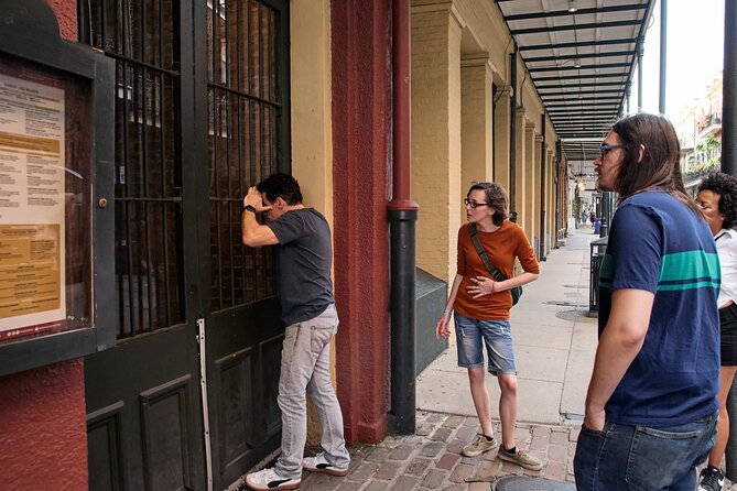 Haunted New Orleans French Quarter Ghost Tour with Local Guide - Le Petit Theatre du Vieux Carre and the tumbling bride