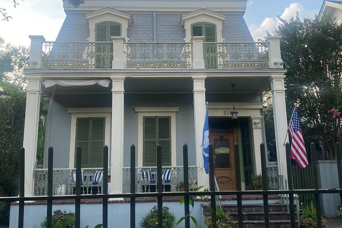 Historic Carrollton Neighborhood Walking Tour - Starting at la Madeleine on S Carrollton Ave (and What to Expect)