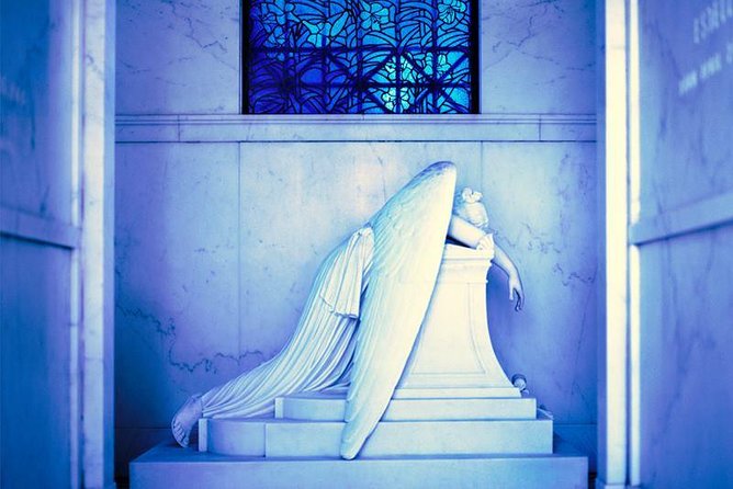 Historic Metairie Cemetery Walking Tour by Save Our Cemeteries - The guide’s role: history that stays respectful
