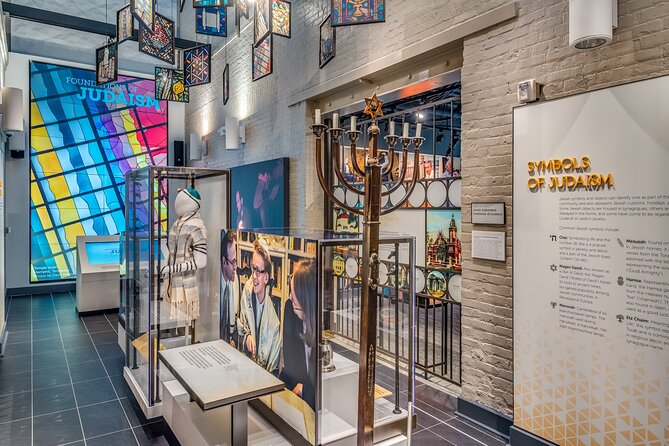 Museum of the Southern Jewish Experience in New Orleans - Temporary Exhibitions: Why Extra Rotation Can Improve the Visit
