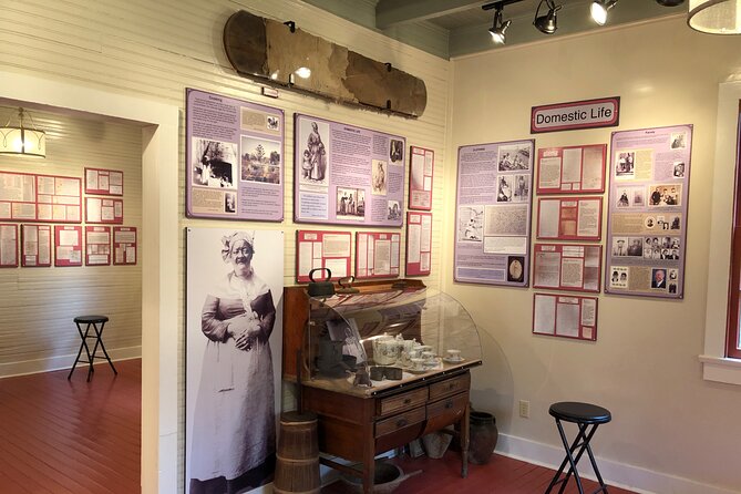 N’awlins Luxury: Laura Plantation Tour w/Transportation - The gardens and grounds: 12 historic buildings you’ll actually notice