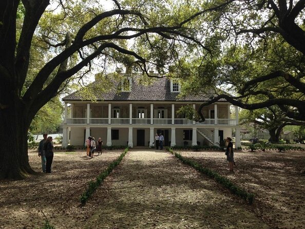 N’awlins Luxury: Whitney Plantation Tour with Transportation - Key things to know before you go