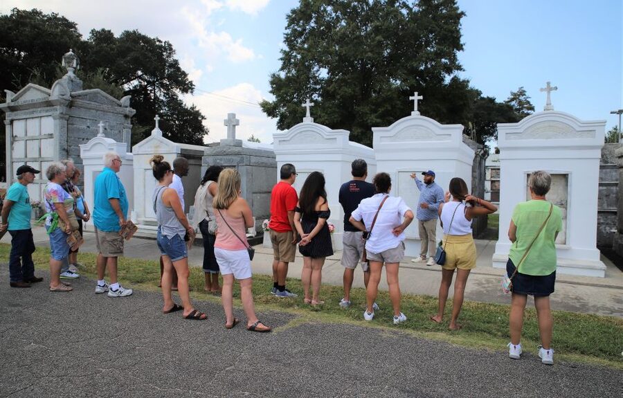New Orleans: 2-Hour 15-Minute City and Cemetery Tour by Bus - Key highlights you should care about