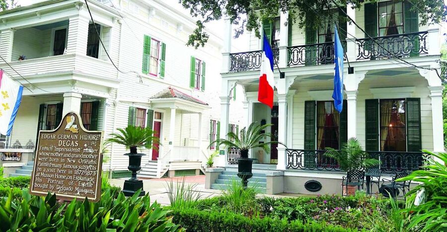New Orleans: 2-Hour 15-Minute City and Cemetery Tour by Bus - From hotel pickup to a fast New Orleans orientation
