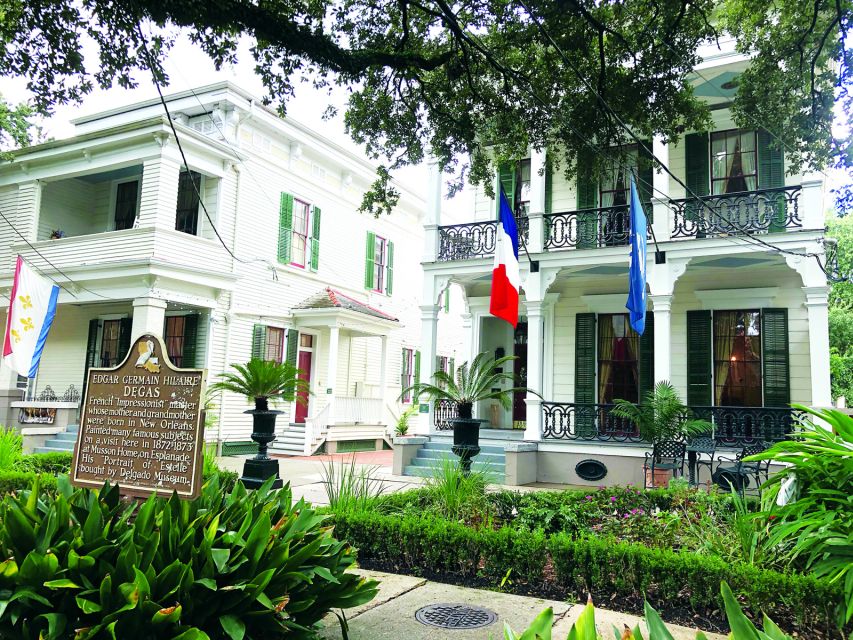 New Orleans: 2-Hour 15-Minute City and Cemetery Tour by Bus - The French Quarter loop: Cathedral, Jackson Square, and the sightline game