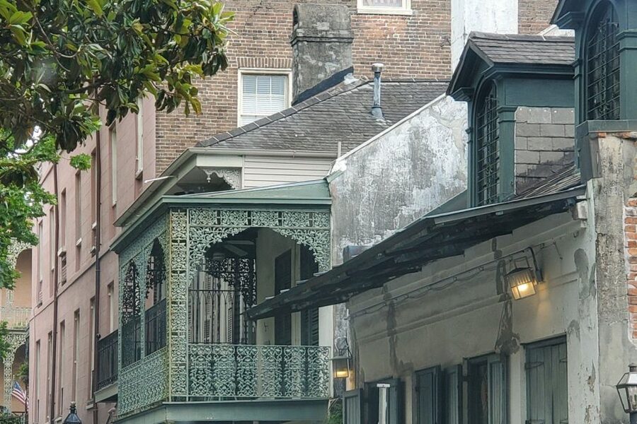 New Orleans: 2-Hour French Quarter History and Voodoo Tour - Key Things You’ll Notice on This French Quarter History and Voodoo Walk