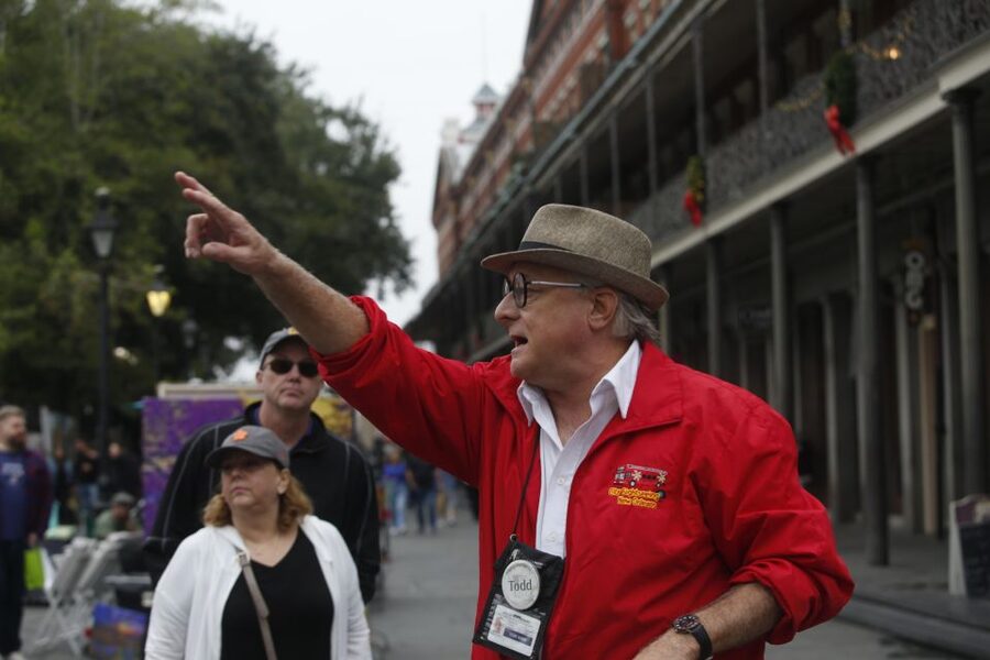 New Orleans: 2 or 3 Day Hop-On Hop-Off Bus with Walking Tour - WWII Museum and Magazine Street: The Perfect Midday Reposition