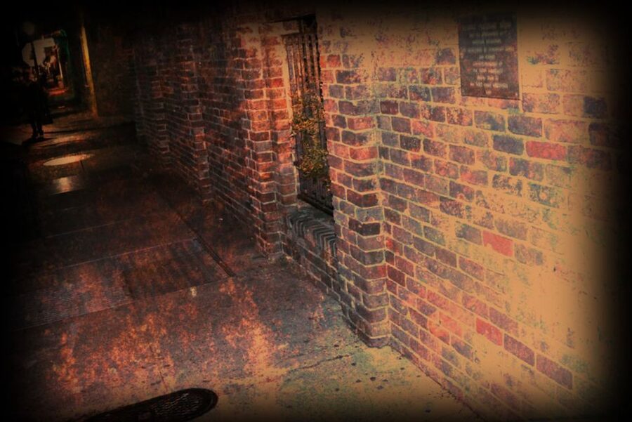 New Orleans: Adults Only Haunted Ghost Tour - Duration, Pace, and Group Size: Why the Format Feels Personal