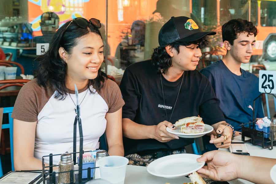 New Orleans: Beloved Bites & Famous Dishes Food Tour - Price and Value: $76 for a Full Meal’s Worth of New Orleans