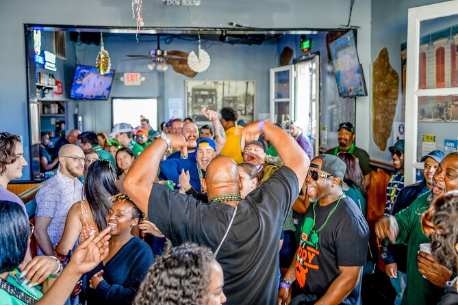 New Orleans Bourbon Street Bar Crawl w/ Shots & Souvenir Cup - Price and value: is $35 worth it?