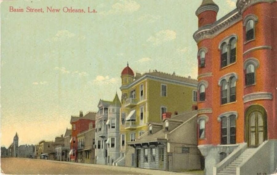New Orleans: Brothel History Tour - Adults-only means the topic is real—without the illegal stuff