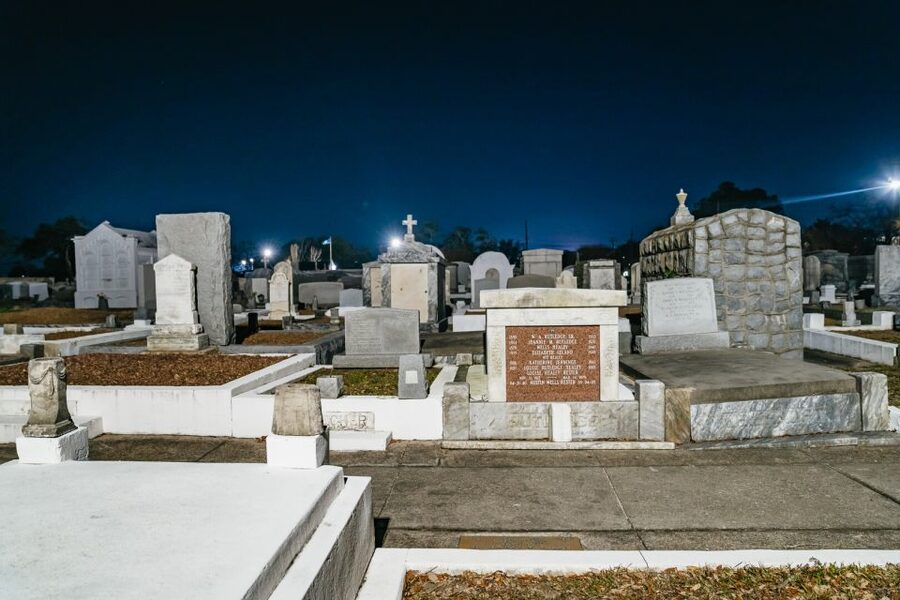 New Orleans: Cemetery Bus Tour At Dark with Exclusive Access - Odd Fellows Rest after dark: the exclusive above-ground experience