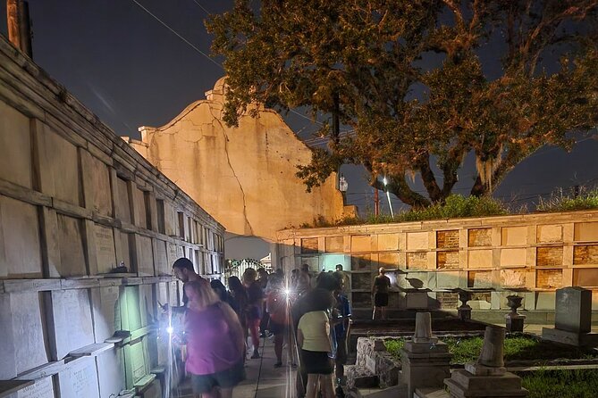 New Orleans Cemetery Bus Tour with Exclusive Cemetery Access - A night bus tour built around Odd Fellows Rest
