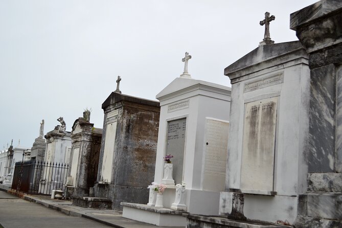 New Orleans Cemetery Bus Tour with Exclusive Cemetery Access - Stop-by-stop: what the night actually feels like