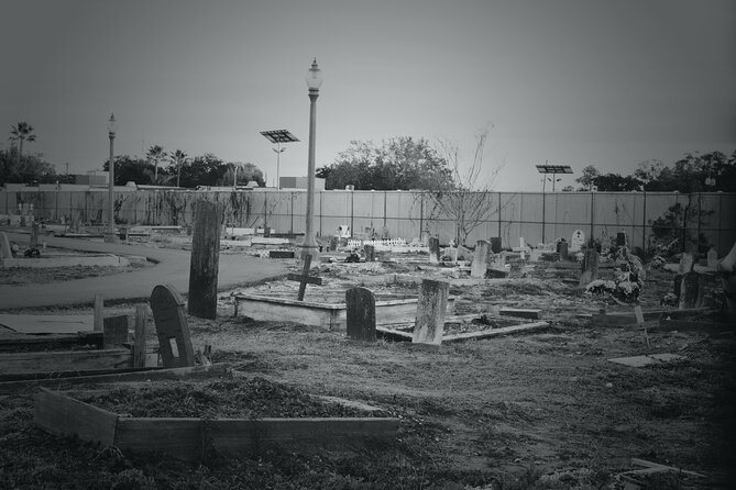 New Orleans Cemetery Bus Tour with Exclusive Cemetery Access - EMF readers: how the ghost-hunting part works