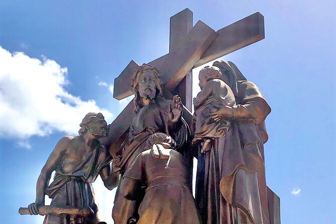 New Orleans Cemetery Walking Tour - Why New Orleans Above-Ground Burials Need a Real Guide