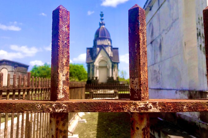 New Orleans Cemetery Walking Tour - The Walking Reality: Flat for Most of It, But Still Bring the Right Shoes