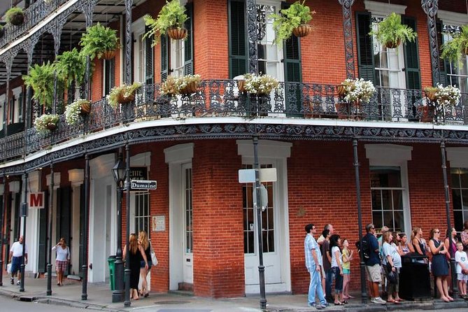 New Orleans City and Cemetery Sightseeing Tour - Make the guide tips do real work after the tour