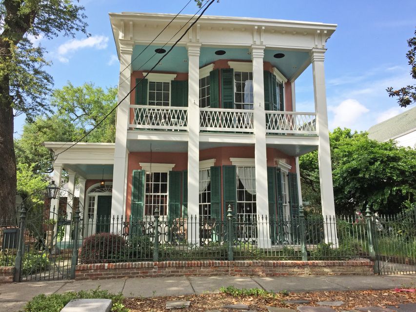 New Orleans: City & Cemetery Tour by Air-Conditioned Minibus - Jackson Square to St. Louis Cathedral: A French Quarter Orientation You Can Use Later