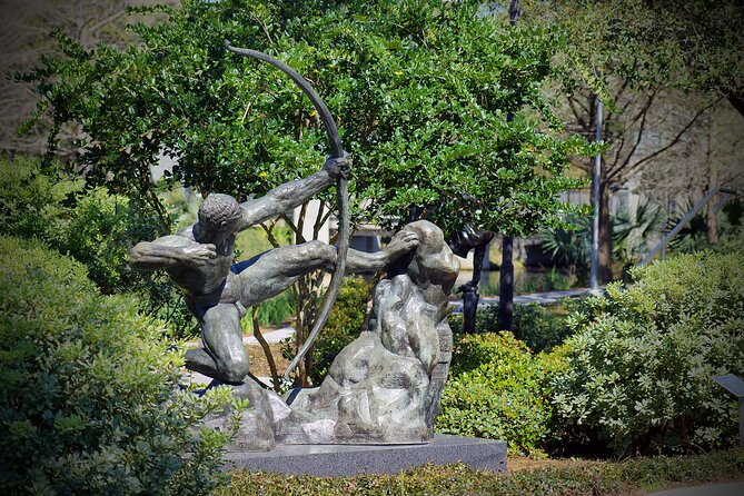 New Orleans: City Park Exploration Game and Tour - Stop 1: New Orleans Museum of Art Puzzle Start (10 Minutes)