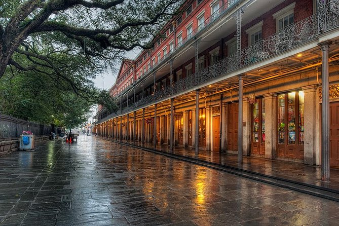 New Orleans Citywide Driving Tour - Starting Near 701 Chartres St and Getting the City Orientation Fast