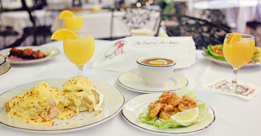 New Orleans: 'Court of Two Sisters' Jazz Brunch Buffet - Key Things I’d Mark On Your Mental Map