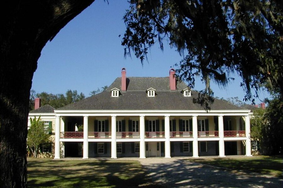New Orleans: Destrehan Plantation & Airboat Combo Tour - Who should book this Destrehan & airboat combo