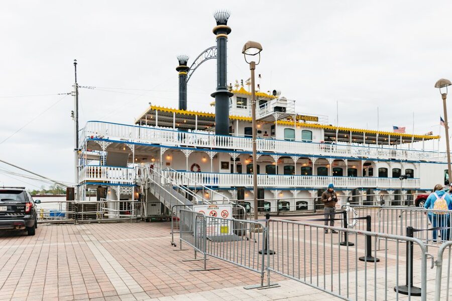 New Orleans: Evening Jazz Boat Cruise with Optional Dinner - Skyline and Night Lights: What You Actually See From the Mississippi