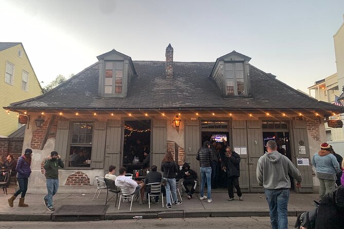 New Orleans' Finest Haunted Pub Tour - Stop 1: Pirate’s Alley Cafe and the absinthe first taste
