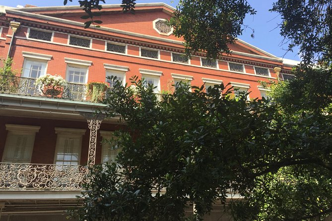 New Orleans French Quarter Architecture Walking Tour - Jackson Square: the architecture lesson behind Cabildo and the cathedral view